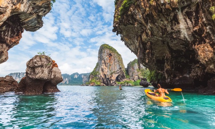 Online vacation planning tools with off-the-beaten-path ideas